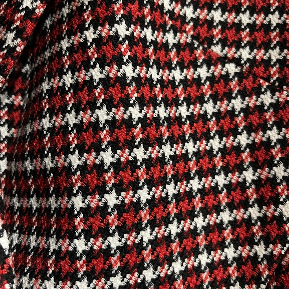 L'AGENCE | Holiday Chamberlain Red Check Peaked Lapel Blazer - Picture 3 of 9